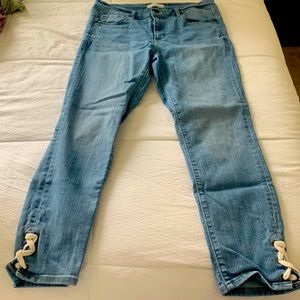 Light Jeans with ankle detail - nautical!